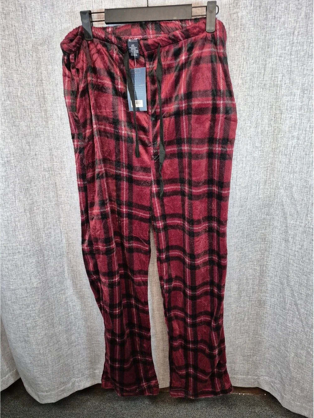 Essential Loungewear Men’s Red Black Plaid Minky Fleece Pajama Pants 2XL NWT